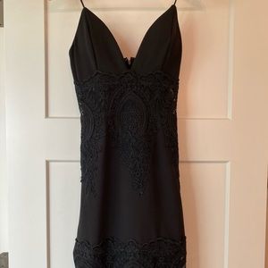 Entry black dress